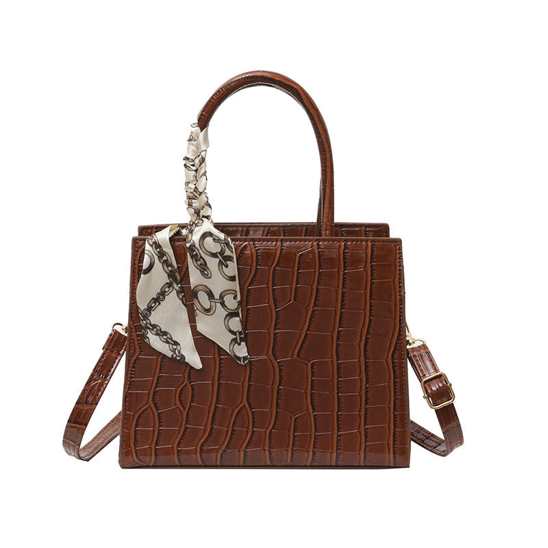 A stone pattern handheld women's bag trendy new lacquered small square bag fashionable and casual simple foreign style shoulder messenger bag