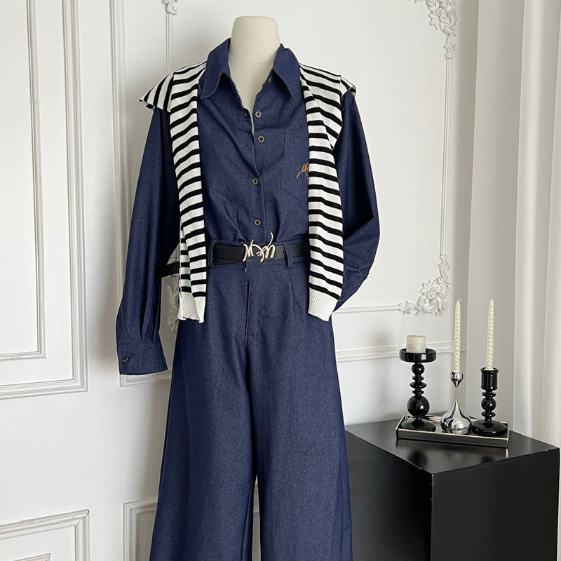 A denim suit