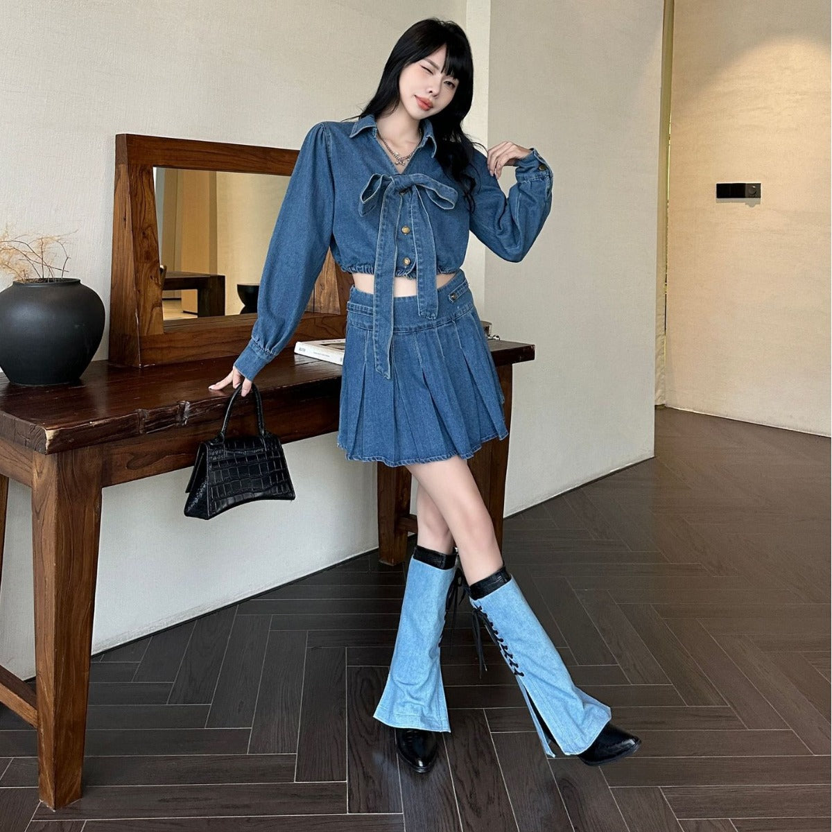 A new sweet wind women's fashion shoes stiletto heel women's bow lace-up cowboy boots design sense new