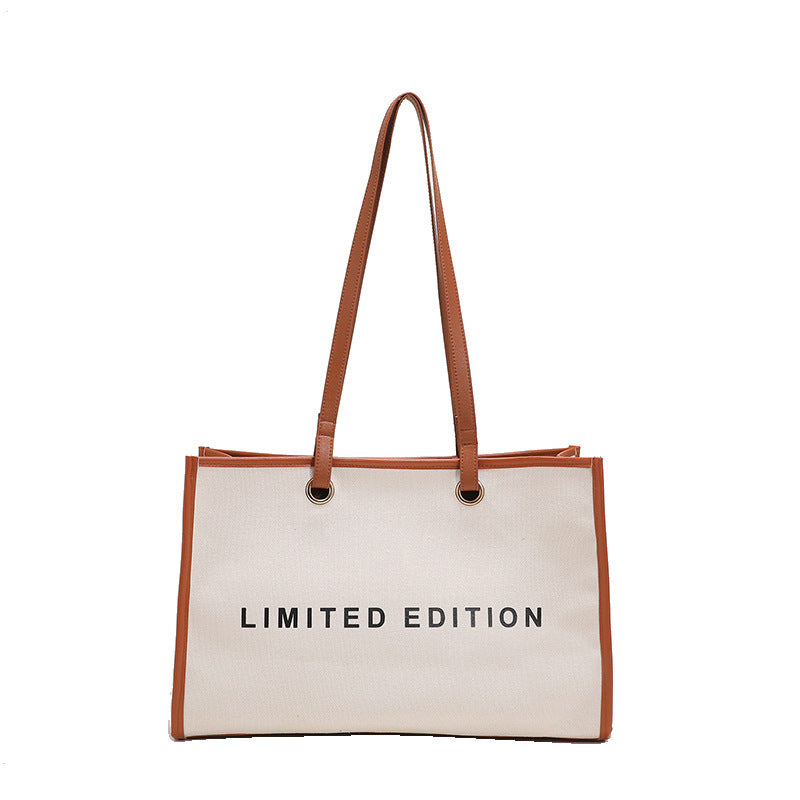 A trendy personalized shoulder bag alphabet printed canvas women's bag