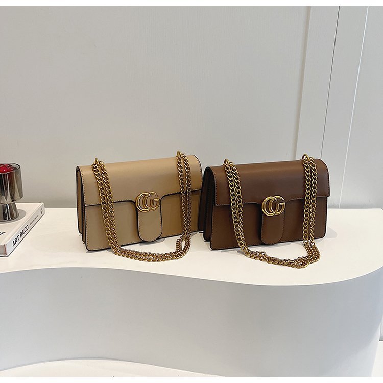 A new fashion chain pu small square bag oblique span bag portable bags