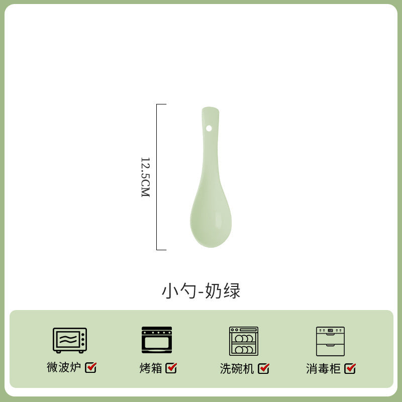 A Underglaze ceramic tableware