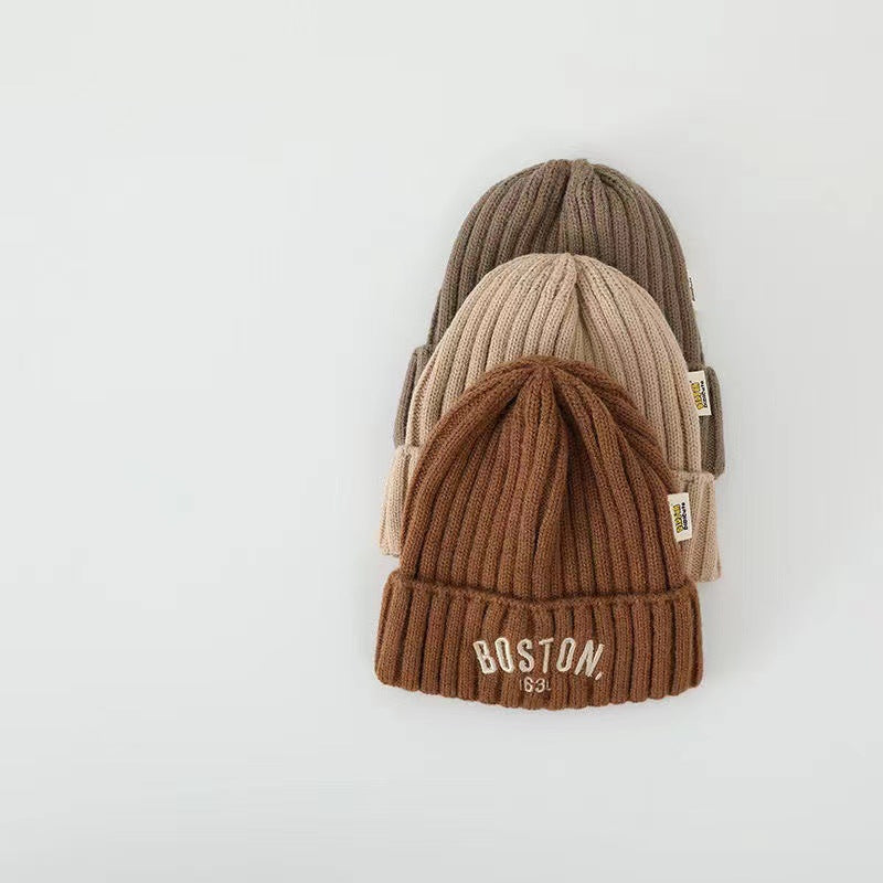 A children's winter hat