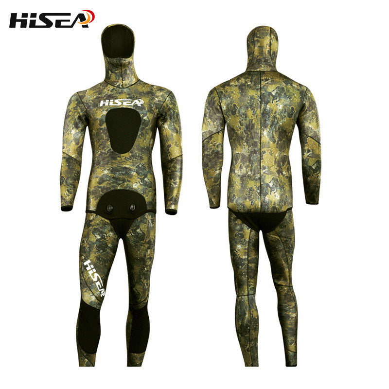 A wetsuit 7mm