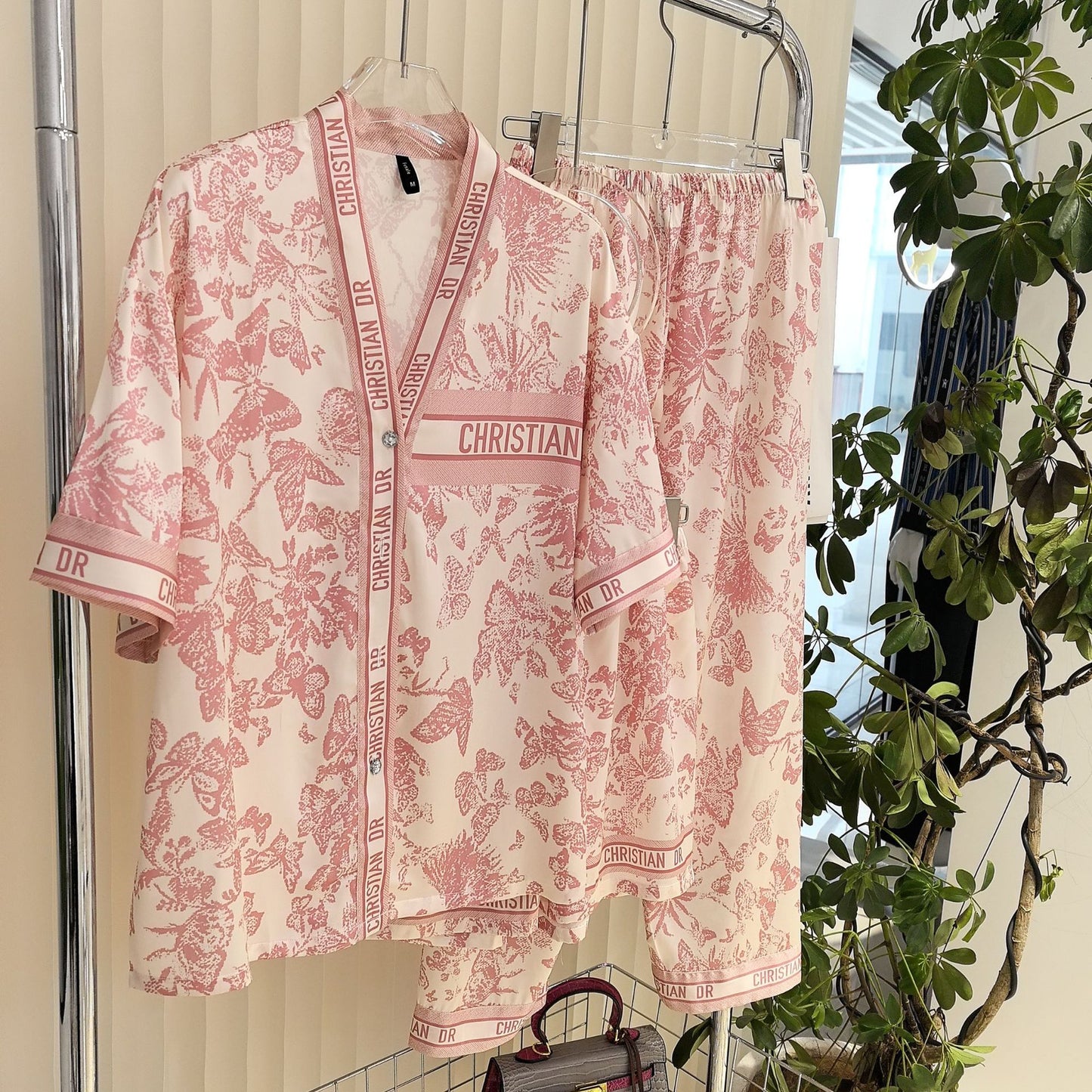 A butterfly three-piece pajamas spring and summer large size thin loose ice silk women's short-sleeved trousers set sweet and can be worn outside