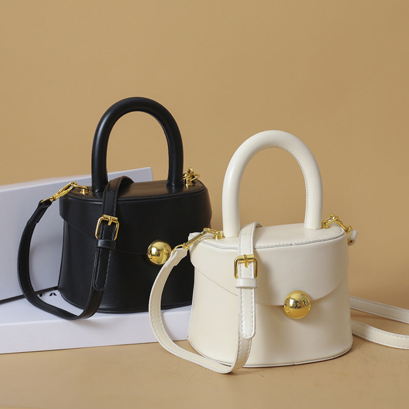 A new high-end fashion shoulder messenger bag, foreign style versatile bucket bag