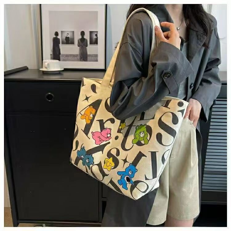 A canvas bag printed shoulder bag