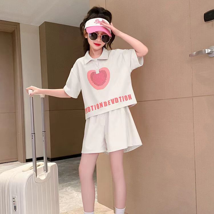 A short-sleeved set, summer new children's fashionable foreign-style Polo shirt and shorts two-piece set