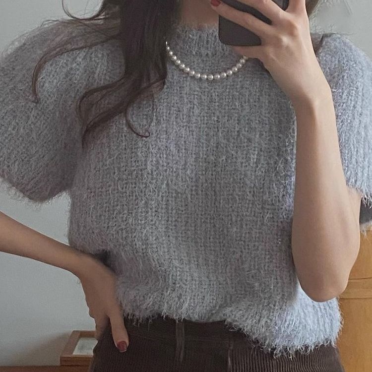 Pearl retro necklace women ins cold wind neck chain light luxury niche design 2023 cd tide sweater chain