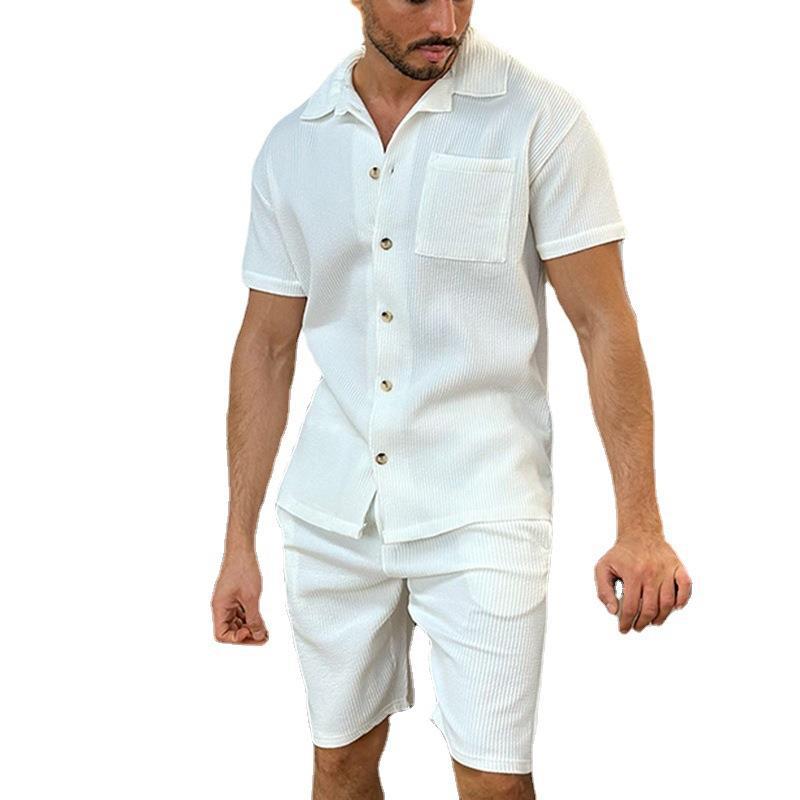 A sports and leisure suit