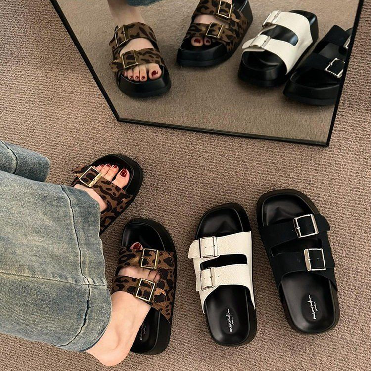 A fairy style slippers female spring and summer new outer wear fashionable versatile rhinestone buckle flat bottom beach sandals tide