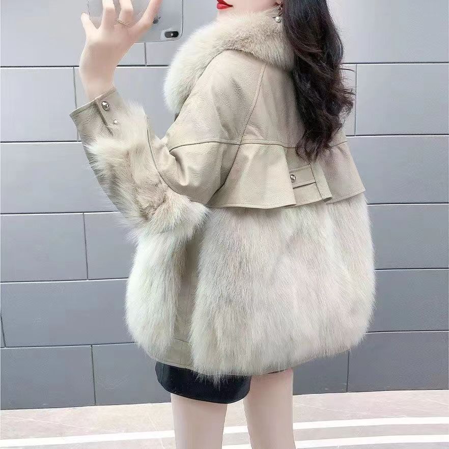 A lady's coat