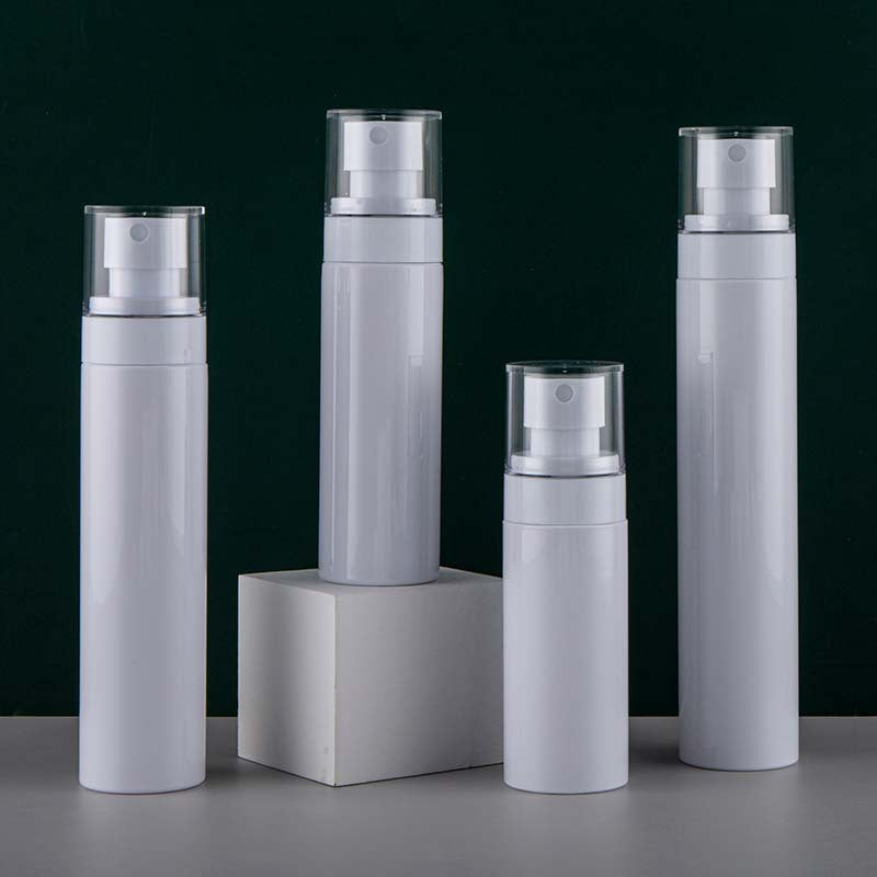 A PET spray bottle 120ml refillable bottle
