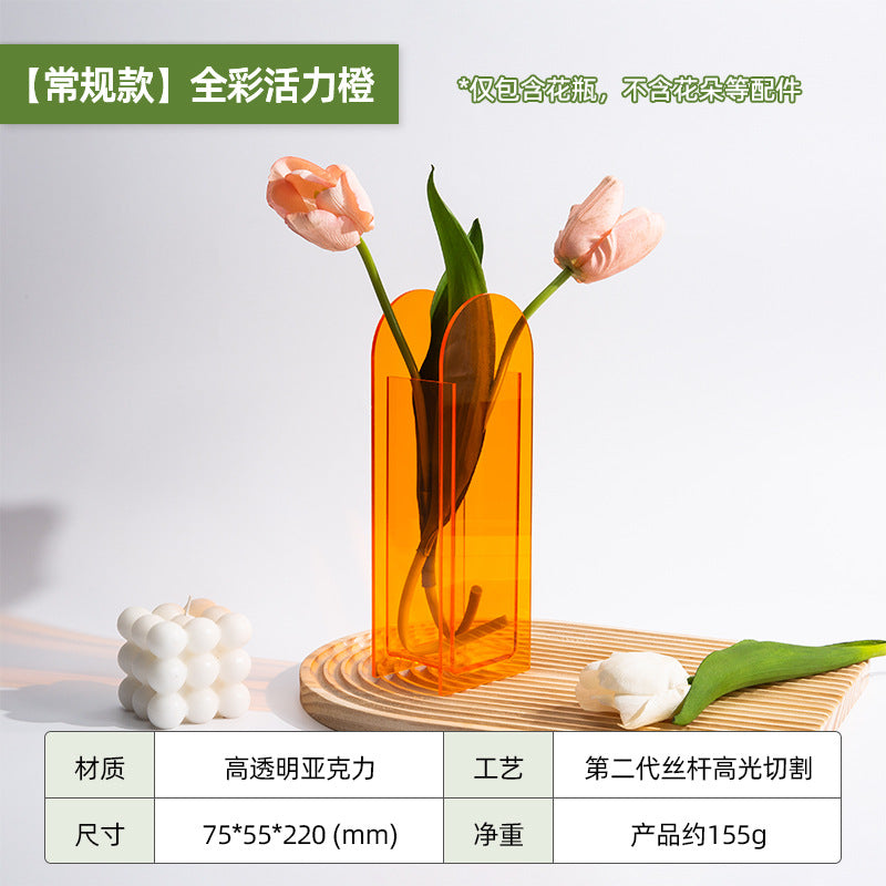 A acrylic vase ornament