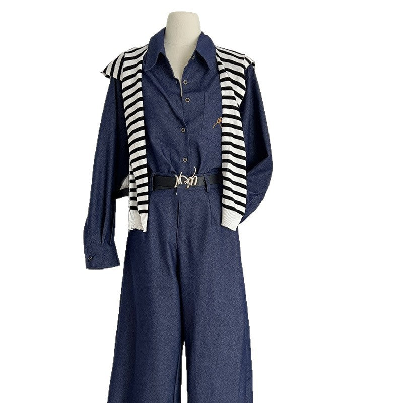 A denim suit