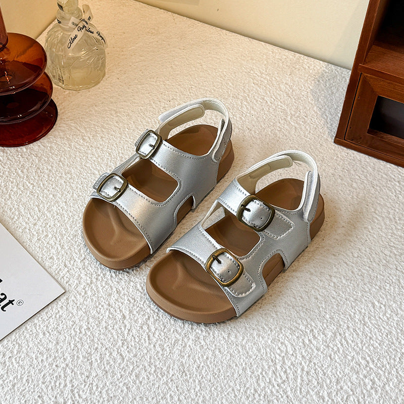 A sandals summer children