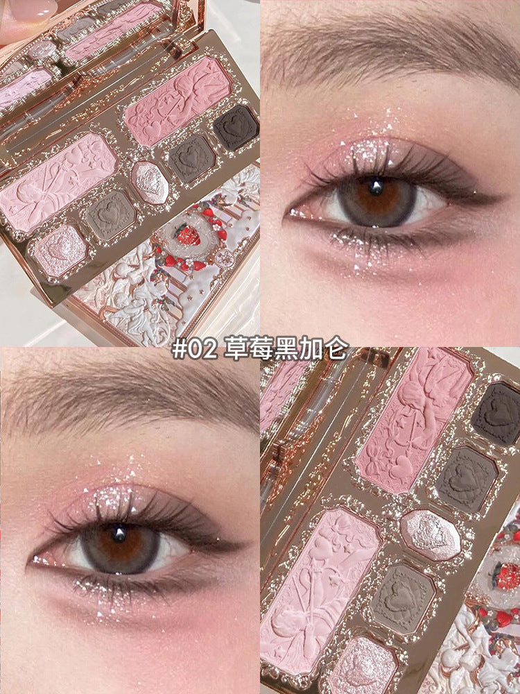 A new product, Sweetheart Bear eyeshadow, Swan Cloud Shoulder, strawberry, all series of stores can be self-organized gift boxes.