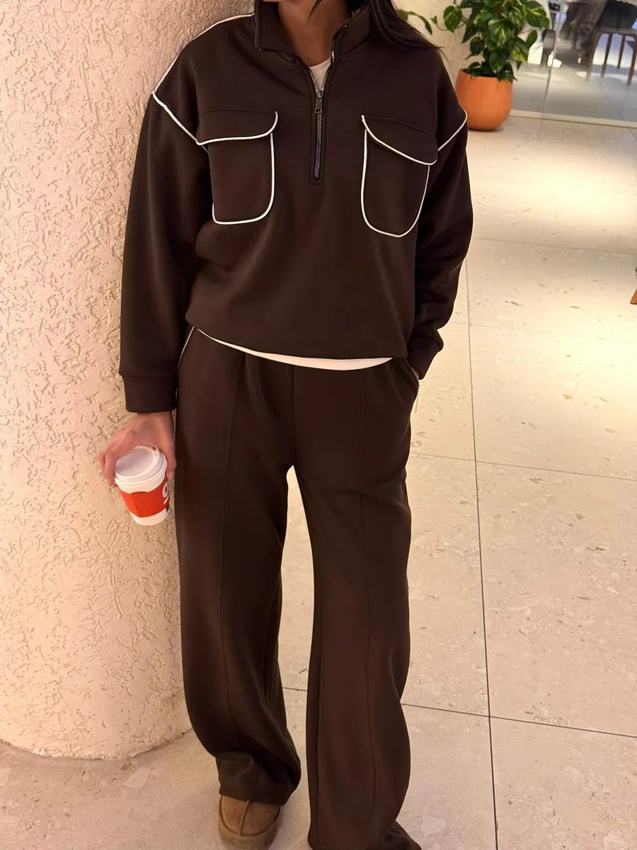 A casual suit with long sleeves