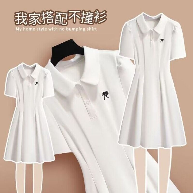 A summer polo collar dress