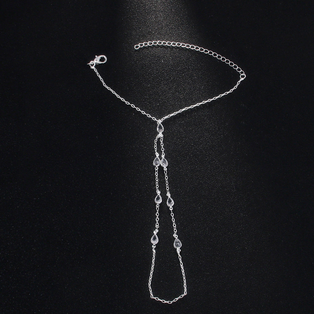 A hot-selling personality horse eye finger bracelet national style metal chain finger chain rhinestone hand chain hand chain - Mixbatch