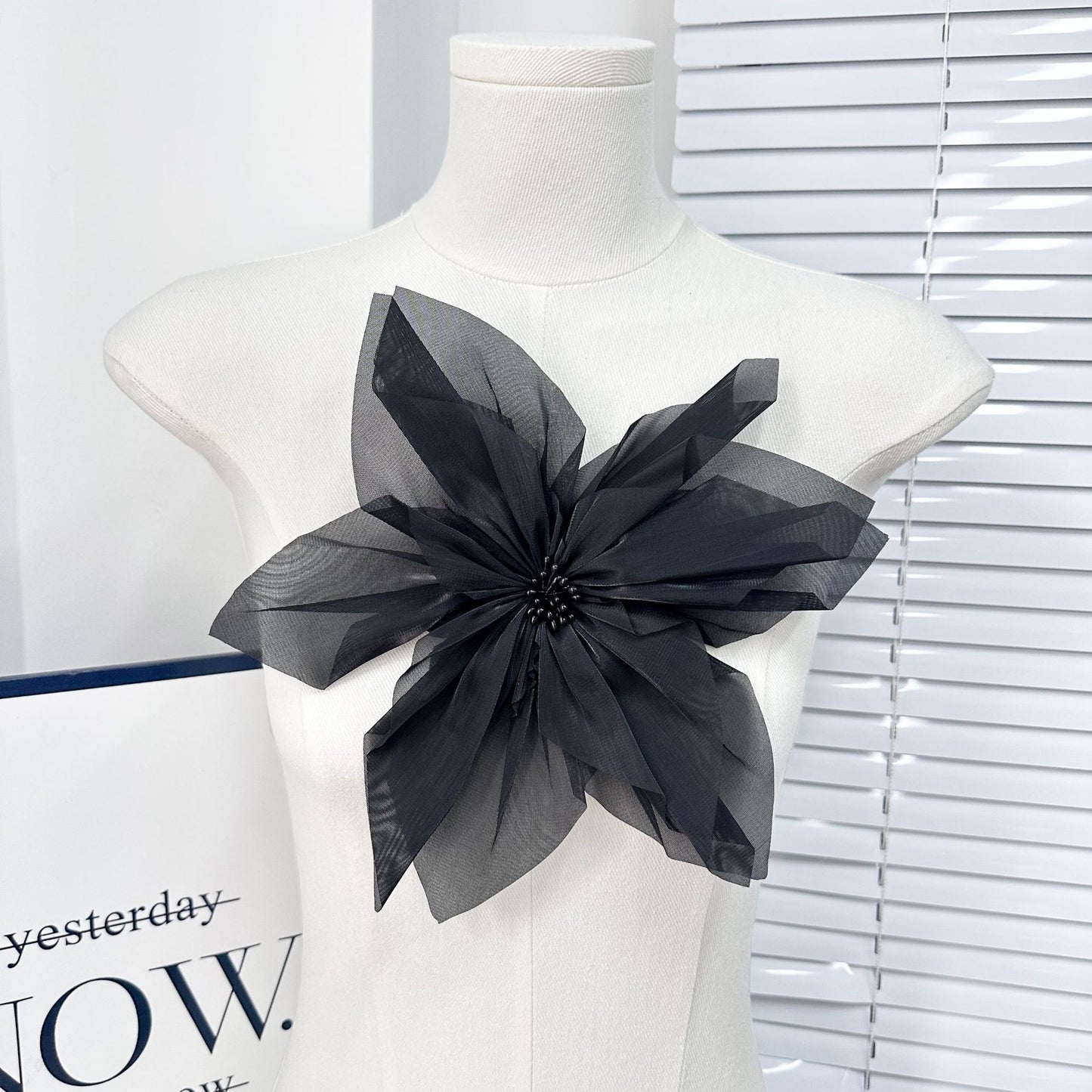 A new water light yarn Eugen yarn gentle temperament DIY handmade hairpin hair accessories skirt clothing accessories wholesale - Mixbatch