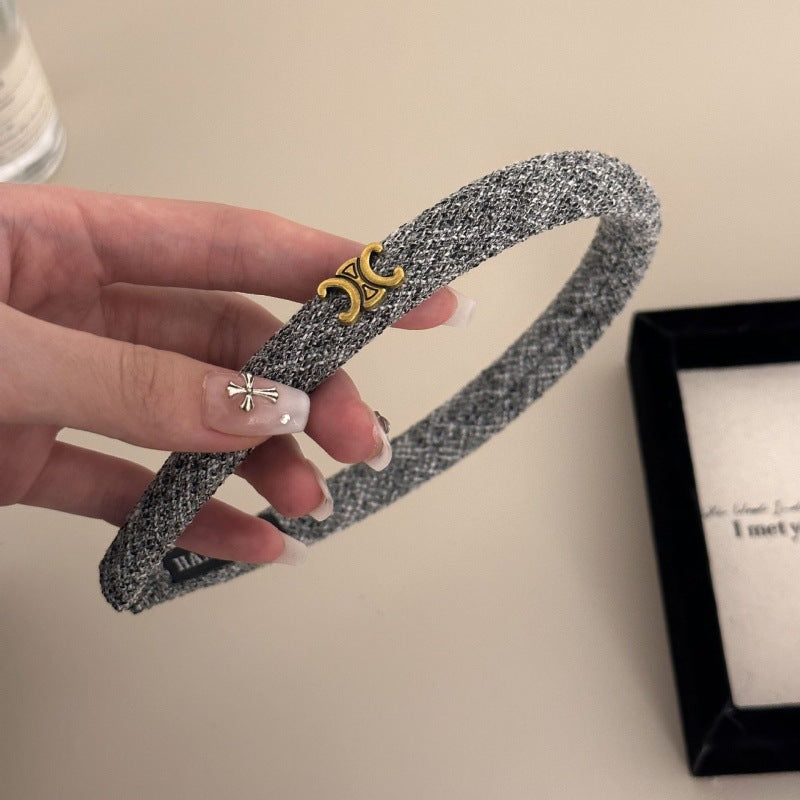 A Xiaoxiangfeng senior sense headband Internet celebrity Douyin popular headband light luxury style celebrity girl sense headgear hair accessories wholesale
