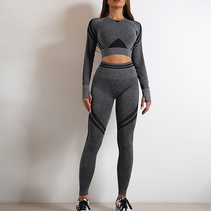 A Seamless knitted slim fit hip lift moisture wicking sports fitness clothes beautiful back fitness bra yoga clothes set