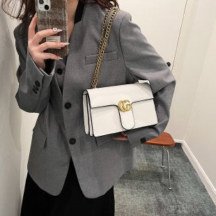 A new fashion chain pu small square bag oblique span bag portable bags