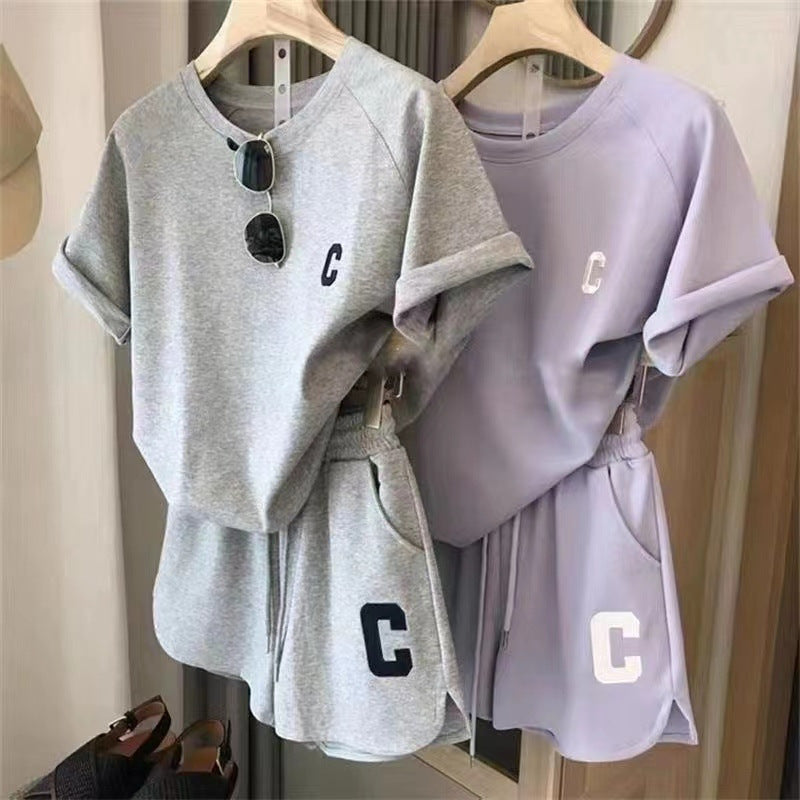 A women's summer set loose short-sleeved t-shirt casual shorts sports printing letter casual two-piece set