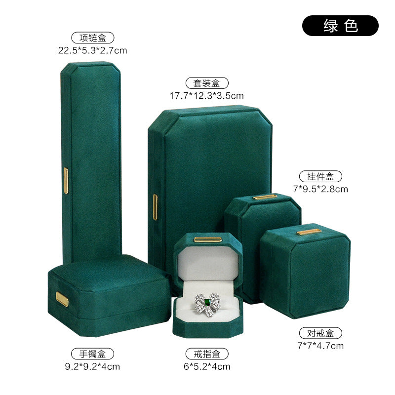 A custom LOGO flannel jewelry box