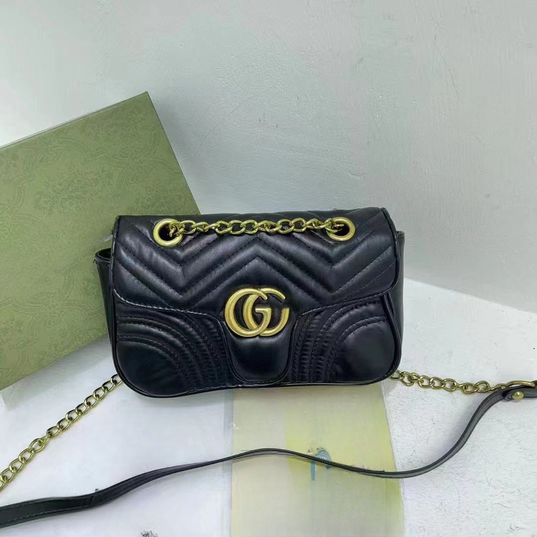 A Classic Women's Shoulder Crossbody Chain Wave Pattern Bag Fashion Versatile Trend Daily Matching Commuter Use Wholesale
