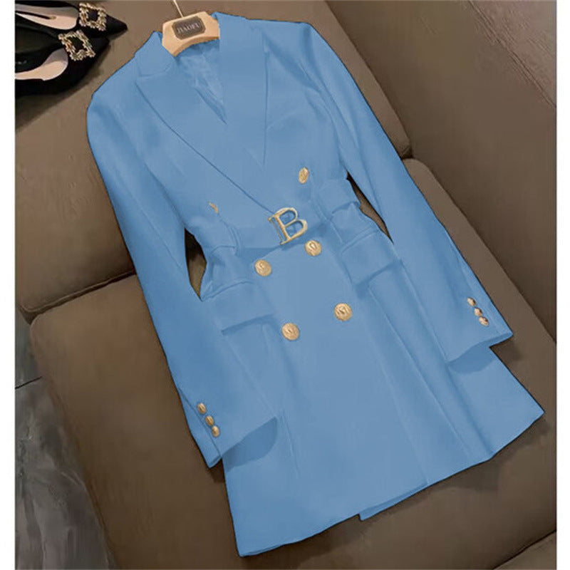 A blazer woman