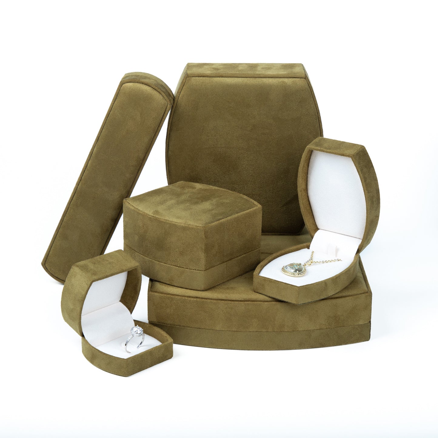 A fine jewelry suede box