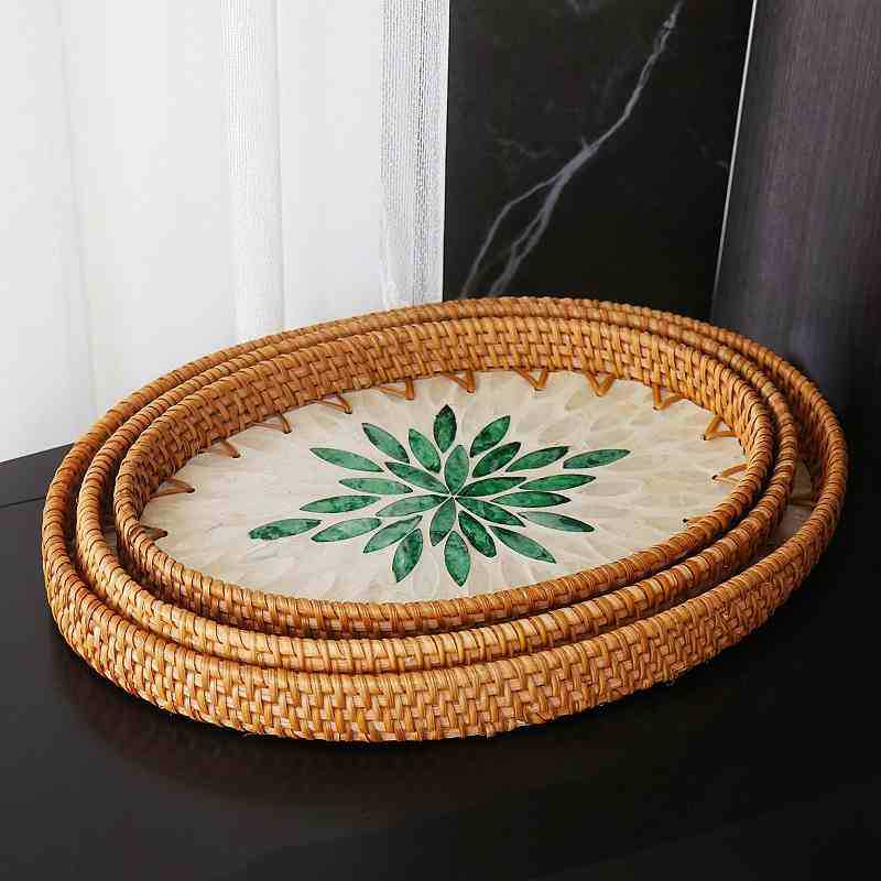 Hand-woven rattan-colored shell fruit plate decoration
