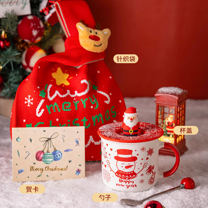 A Christmas mug creative cute cartoon ceramic cup girls coffee cup teacup holiday gift cup