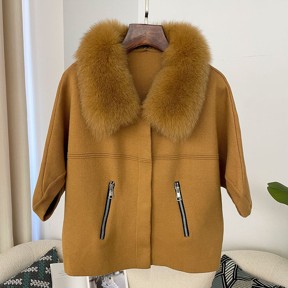 A autumn and winter new women's short knitted sweater real fox fur collar fashion bat sleeve cardigan jacket Korean version loose