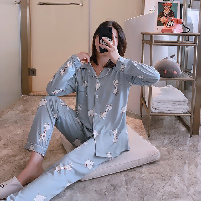 A ladies pajamas
