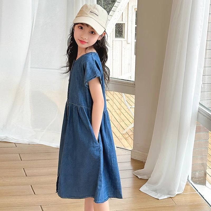 A new foreign style fashionable older children's princess dress denim skirt children's summer short-sleeved skirt