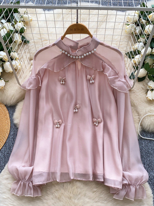 A long-sleeved top