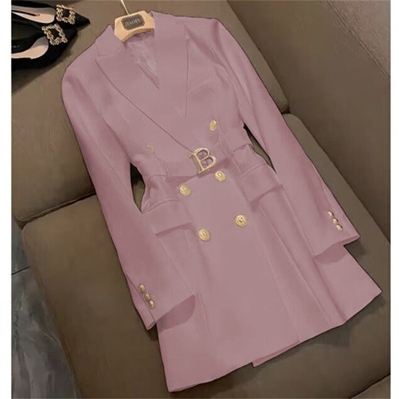 A blazer woman