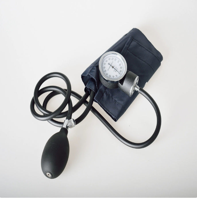 A sphygmomanometer stethoscope