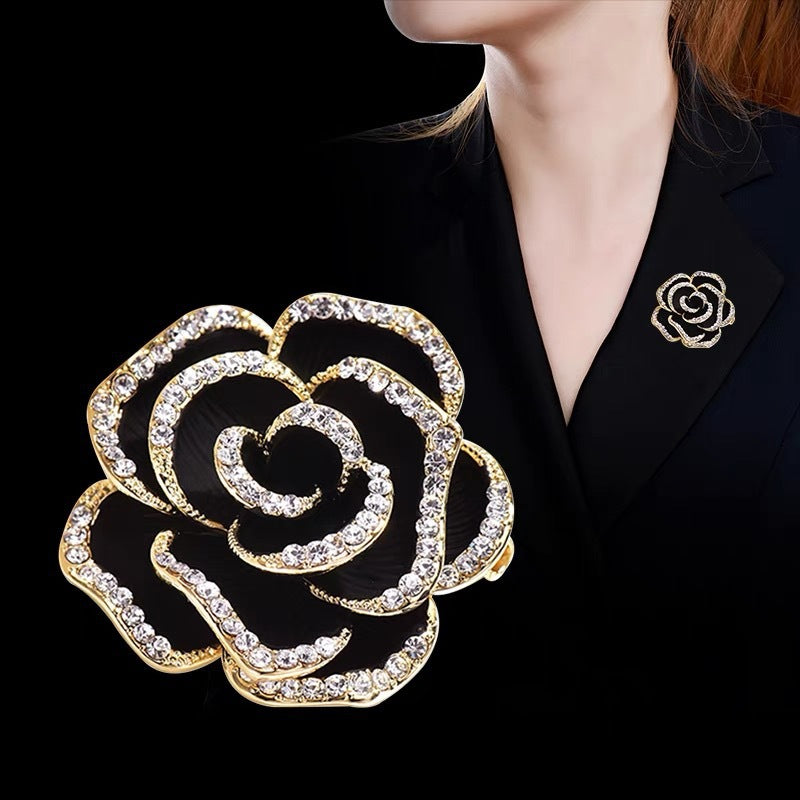 A Camellia brooch, high-end retro small fragrant brooch, cute silk scarf buckle, pin, high-end clothing batch women - Mixbatch