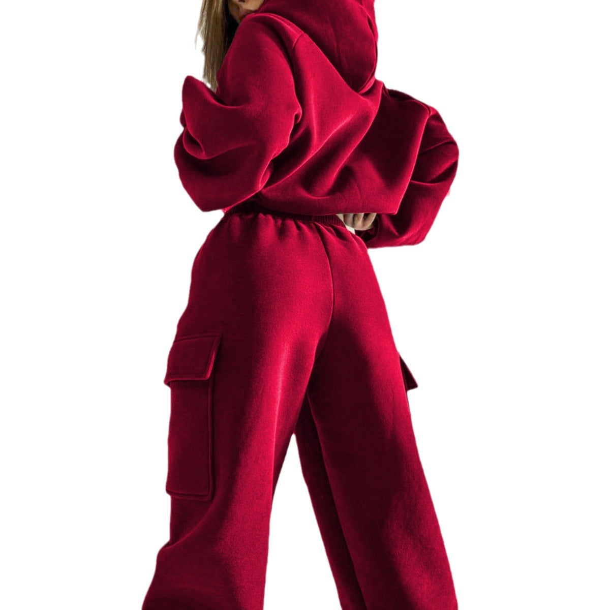 A sports and leisure sweater set