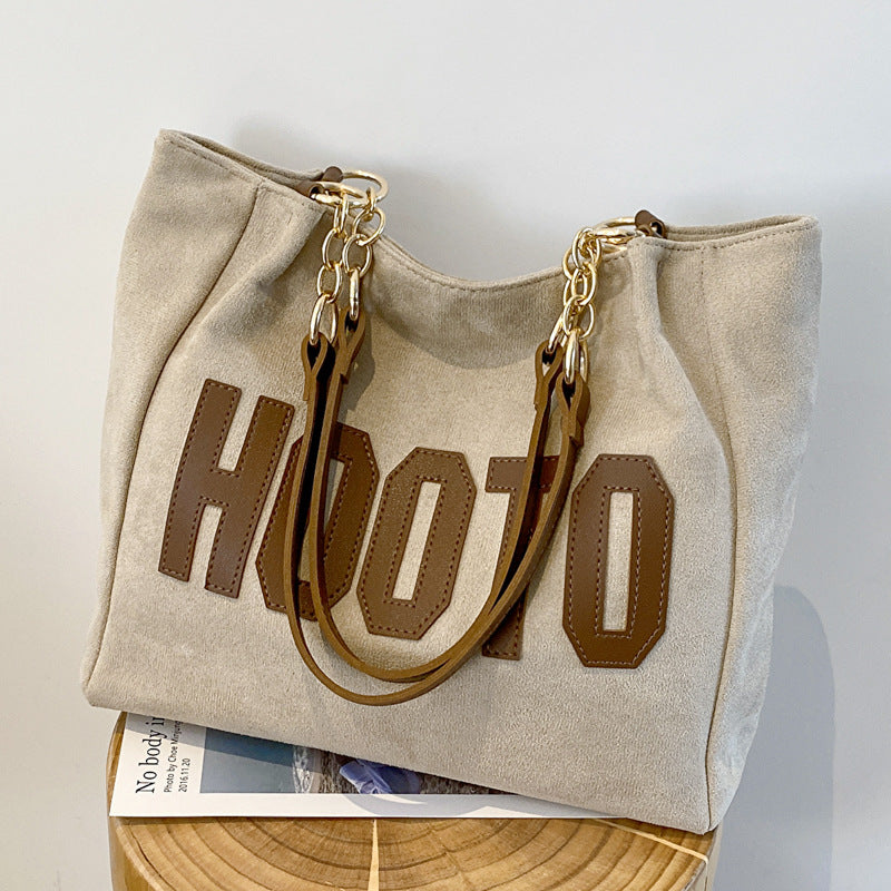 A new spring commuter tote bag