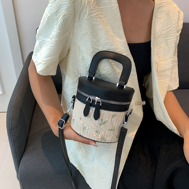 A foreign retro women's bag new Korean version spring and summer solid color crossbody temperament single shoulder simple striped small square bag - Mixbatch