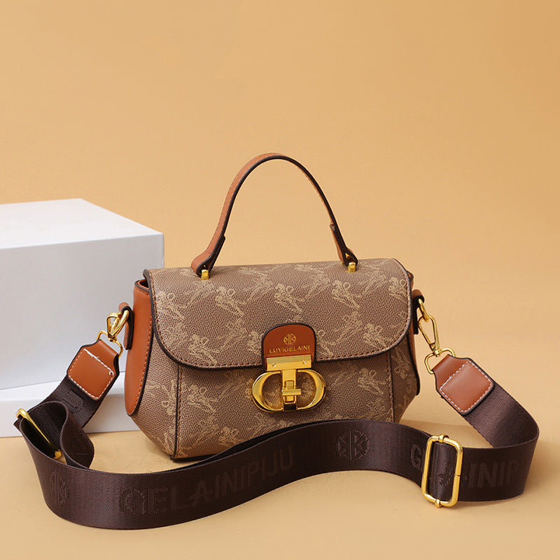 A small bag women's new Korean version of fashion temperament printing high sense niche versatile casual shoulder messenger bag