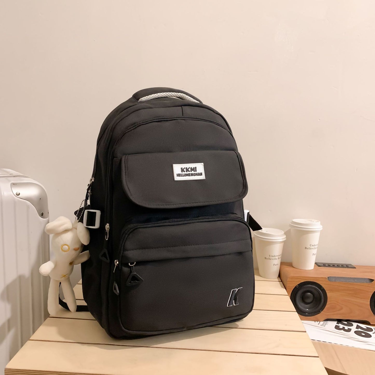 A new large-capacity Japanese small fresh and sweet wind high-value backpack for primary and secondary school students