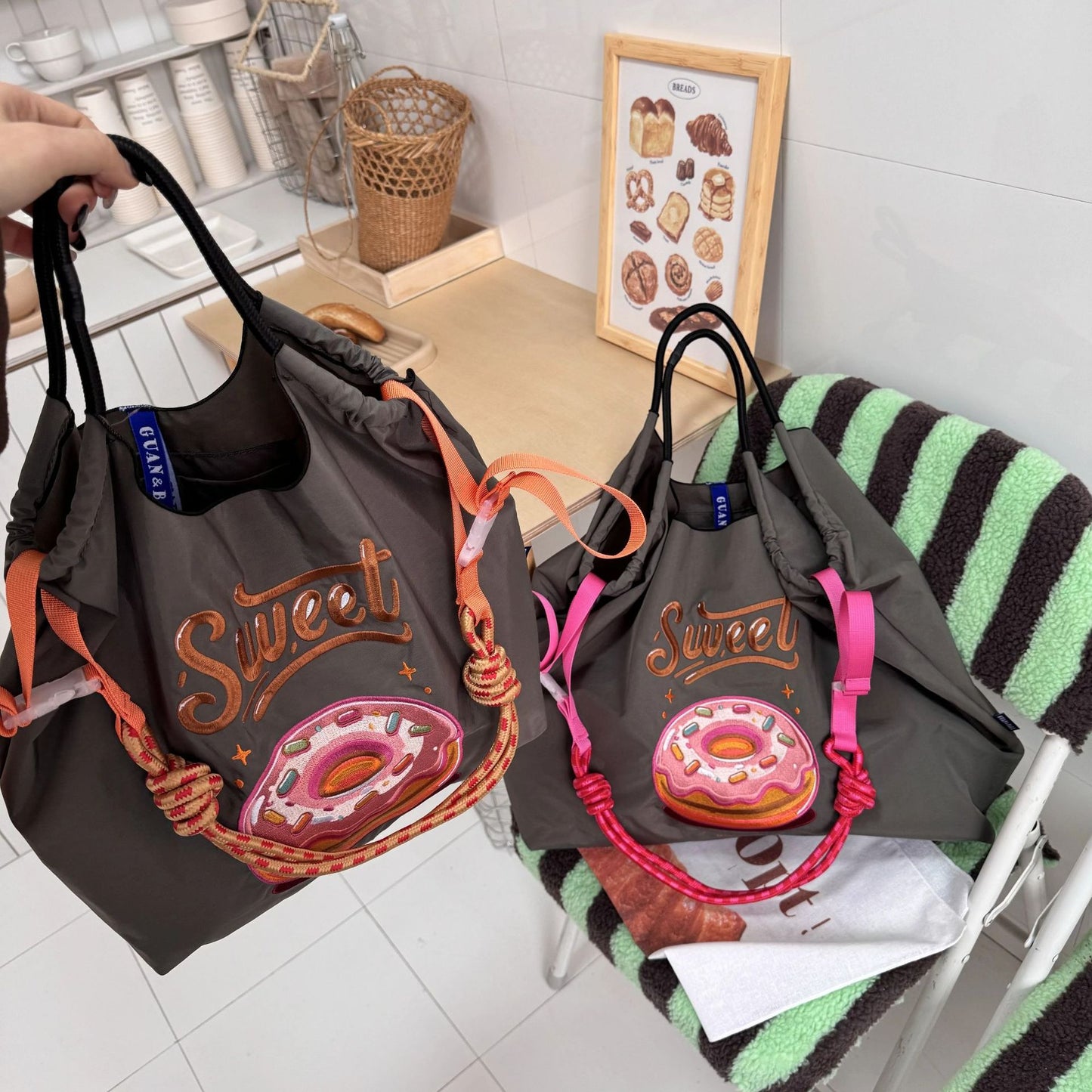 A ball chain bag handbag women's new messenger commuter armpit bag women's shoulder large capacity tote bag