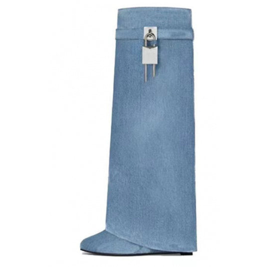 A lady's boot