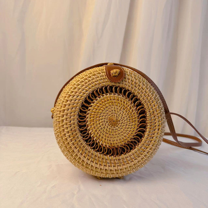 A rattan bag ins diagonal span mini bag Mori basket retro literary woven round bag vacation bucket bag leather buckle bag